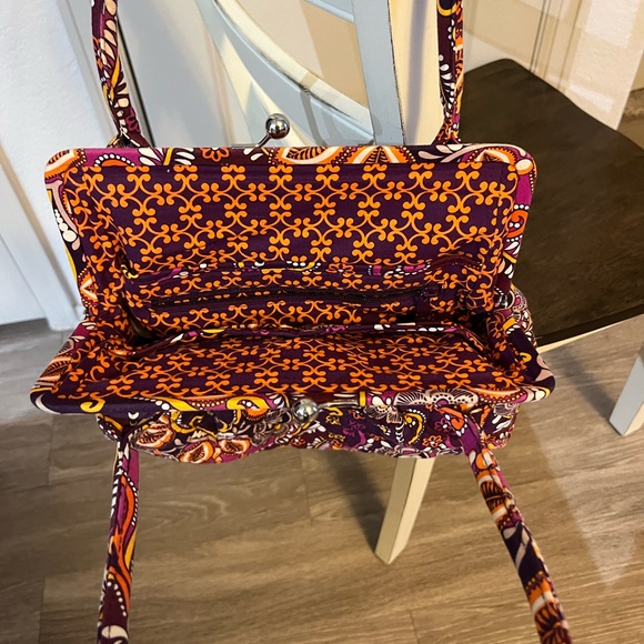 Vera Bradley Kiss-Lock Shoulder Bag in Sunset Safari - Picture 5 of 6